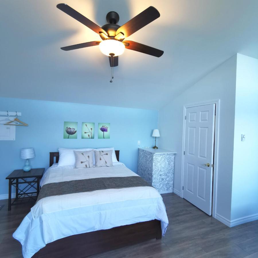 Knotty Pine Ocean Front Suite - Adults Only Ингониш Екстериор снимка