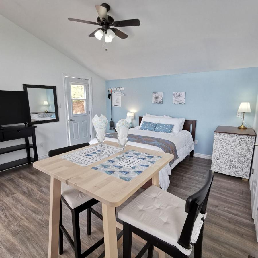 Knotty Pine Ocean Front Suite - Adults Only Ингониш Екстериор снимка
