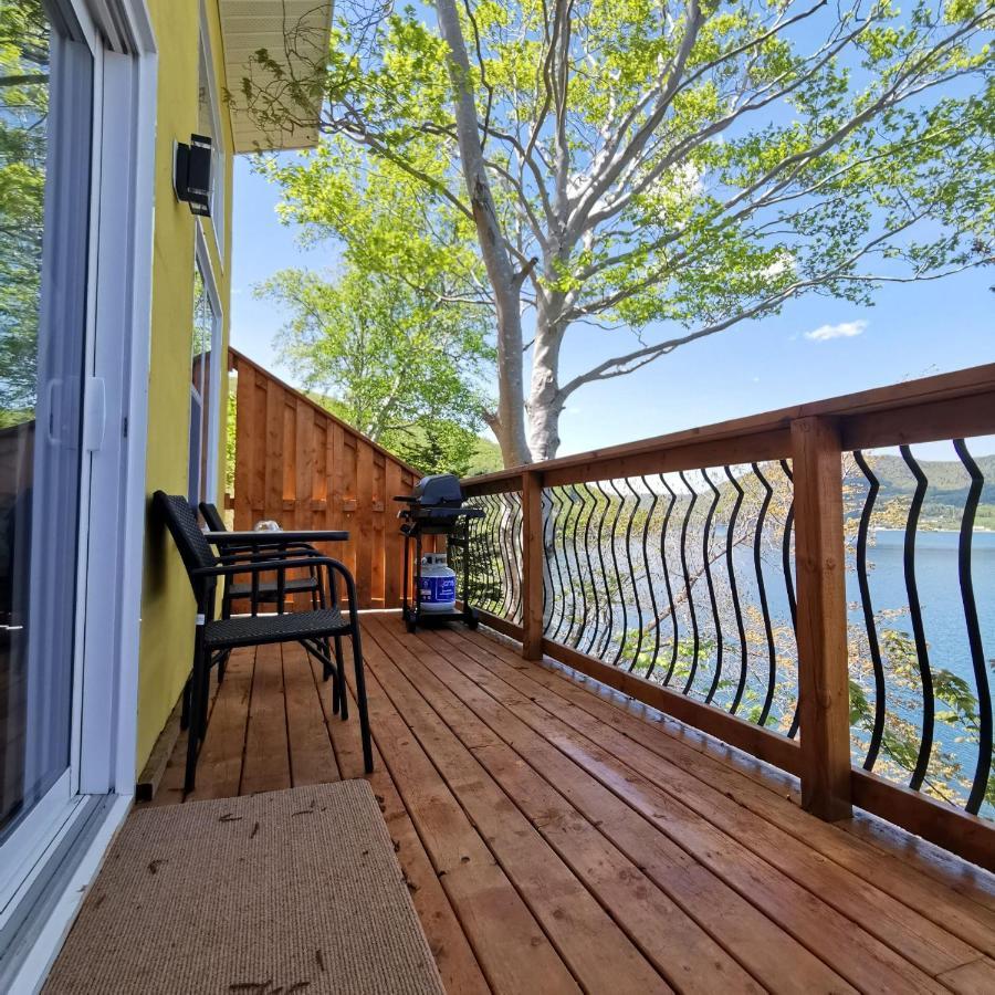 Knotty Pine Ocean Front Suite - Adults Only Ингониш Екстериор снимка