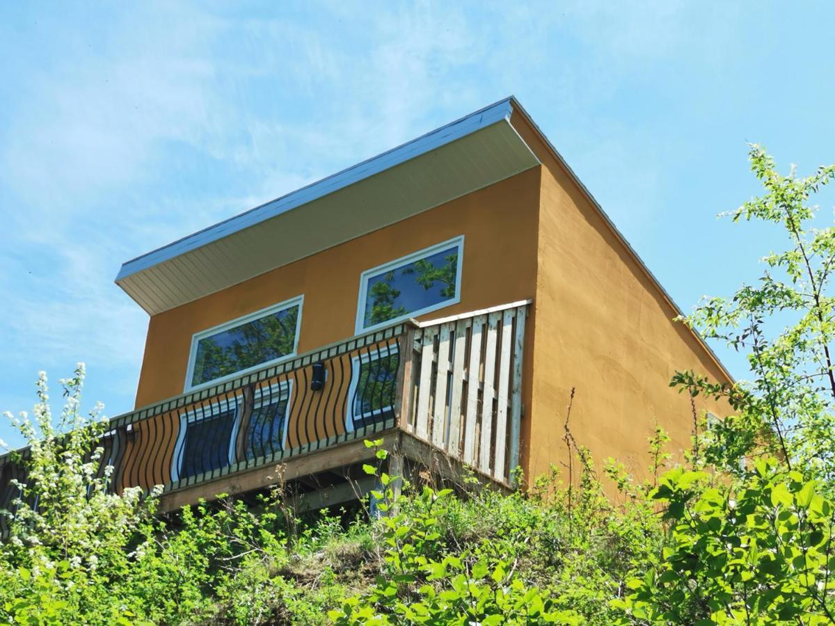 Knotty Pine Ocean Front Suite - Adults Only Ингониш Екстериор снимка